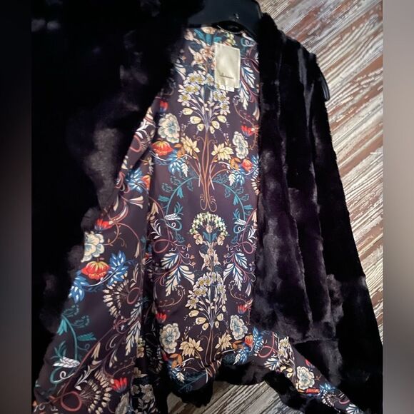 Elevenses Mika Faux fur vest - Picture 5 of 7